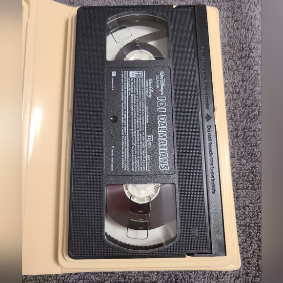 Disney Snow White and The Seven Dwarfs & 101 Dalmatians VHS - Picture 12 of 15